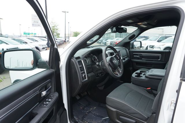 2022 Ram 1500 Classic Warlock photo 14