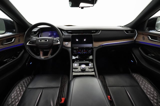 2022 Jeep Grand Cherokee Summit photo 5