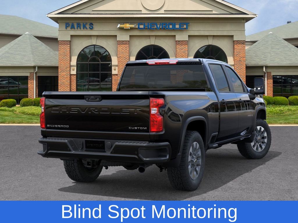 2025 Chevrolet Silverado 2500HD Custom photo 4