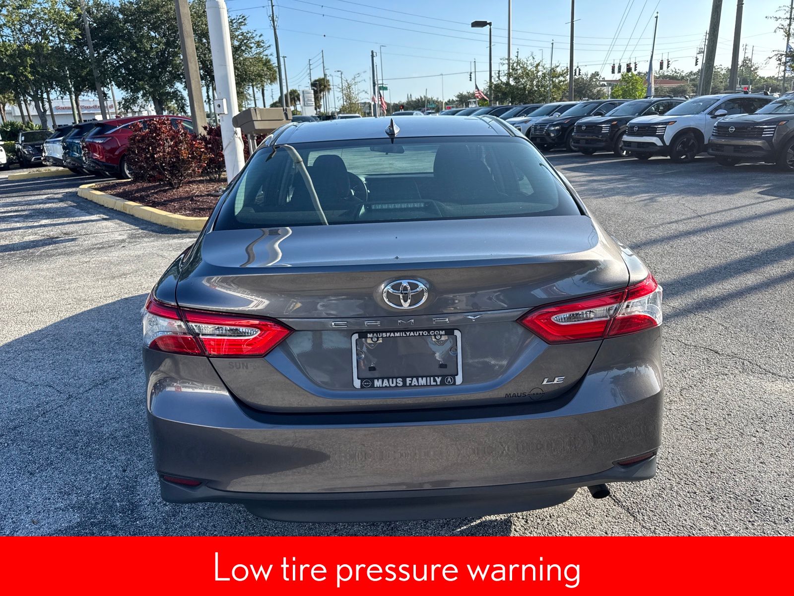 2019 Toyota Camry LE photo 6