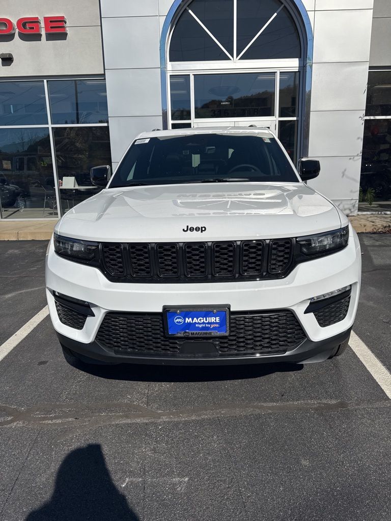 2025 Jeep Grand Cherokee Limited's photo