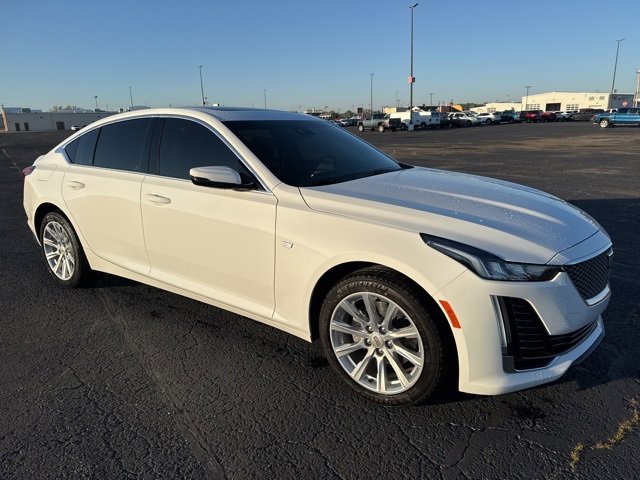 2024 Cadillac CT5 Luxury photo 3
