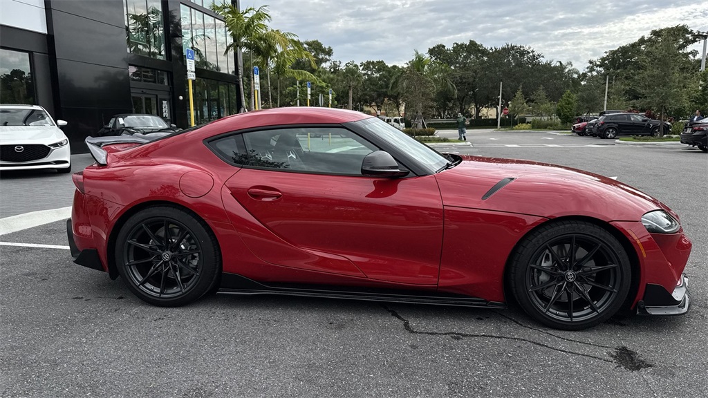 2024 Toyota Supra 3.0 photo 2