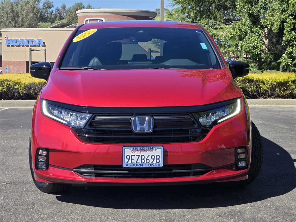2023 Honda Odyssey Sport photo 2