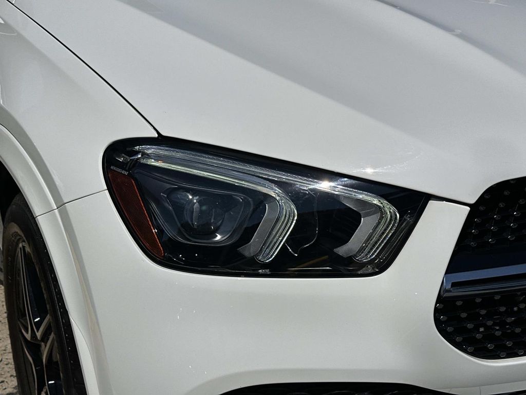 2022 Mercedes Benz GLE 350 4MATIC photo 4
