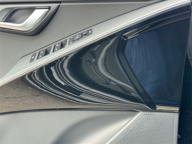 2025 Kia Niro EX Touring photo 33