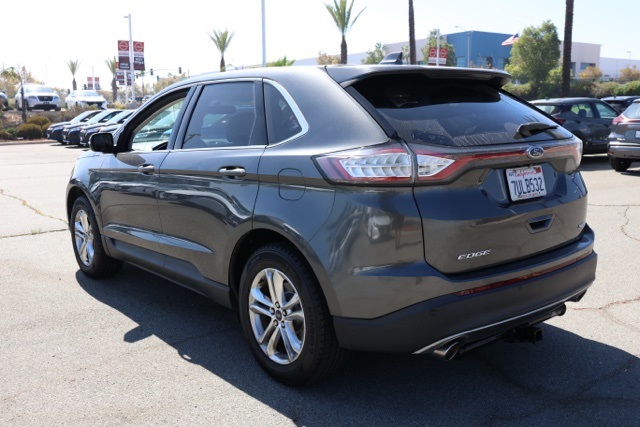 2015 Ford Edge SEL photo 4