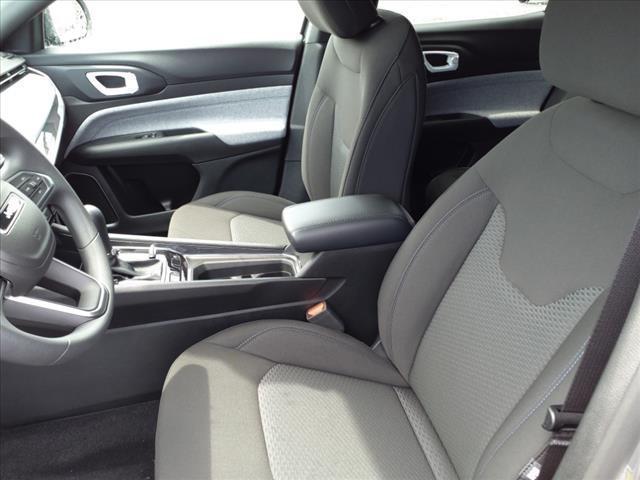 2023 Jeep Compass Sport photo 8