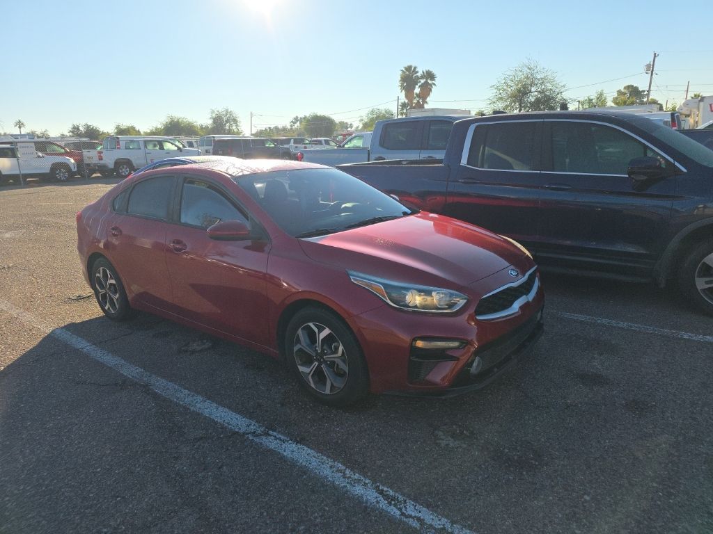 2019 Kia Forte LXS photo 2