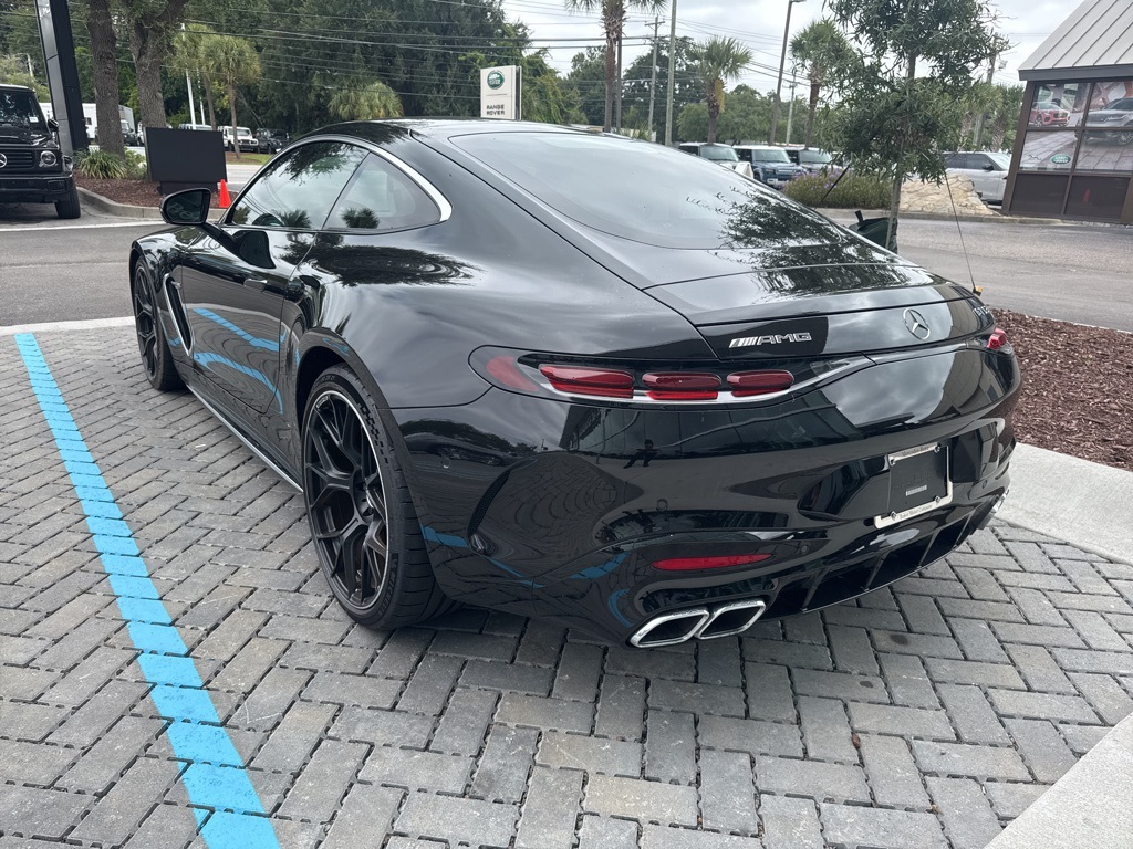 2025 Mercedes Benz AMG GT photo 3