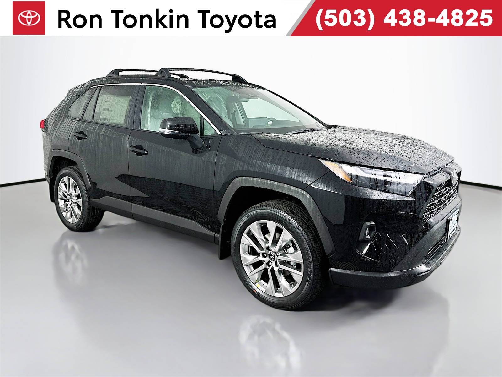 2025 Toyota RAV4 XLE Premium's photo