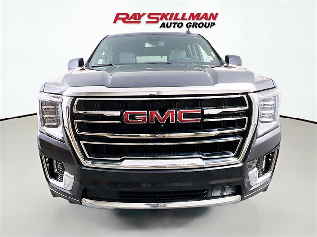2023 Gmc Yukon SLT photo 2
