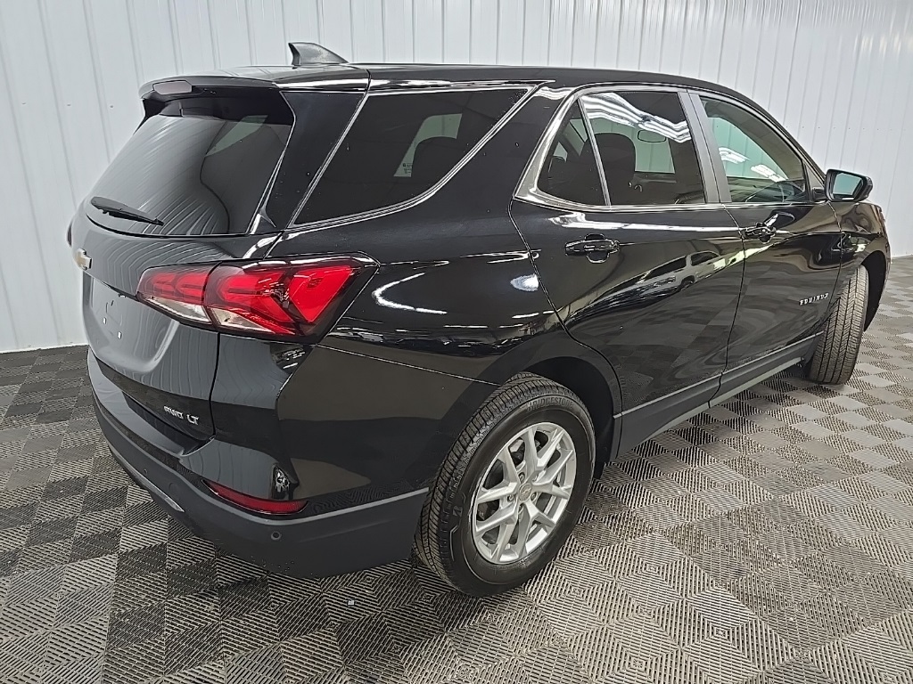 2022 Chevrolet Equinox LT photo 10