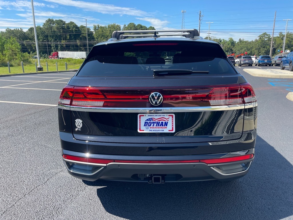 2026 Volkswagen Atlas Cross Sport SE photo 13