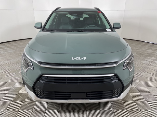 2025 Kia Niro EX Touring photo 3