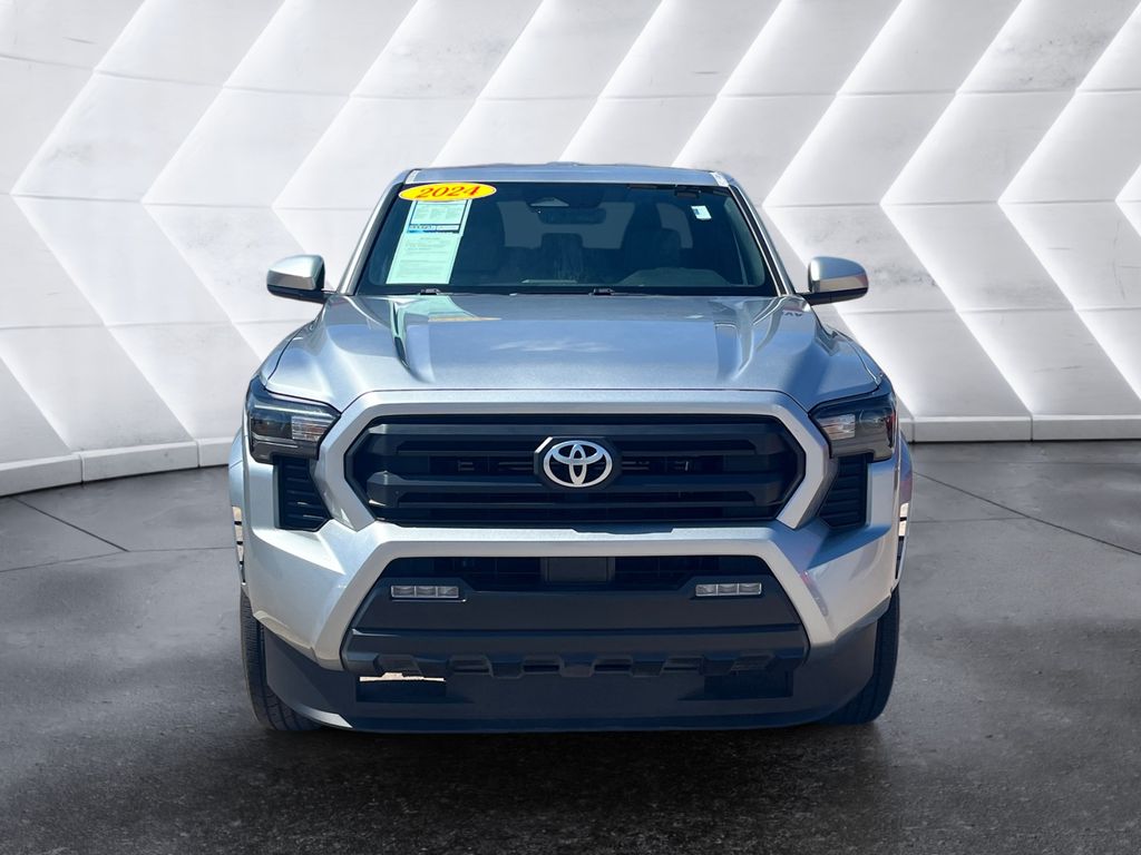 2024 Toyota Tacoma SR5 photo 2