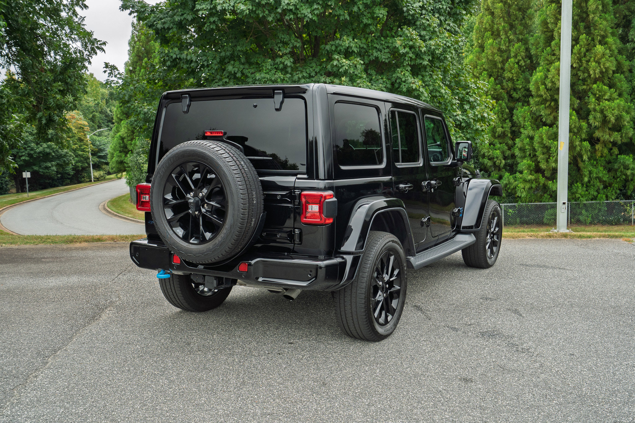 2021 Jeep Wrangler 4xe Unlimited Sahara High Altitude photo 7