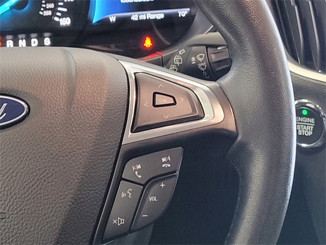 2022 Ford Edge SEL photo 29