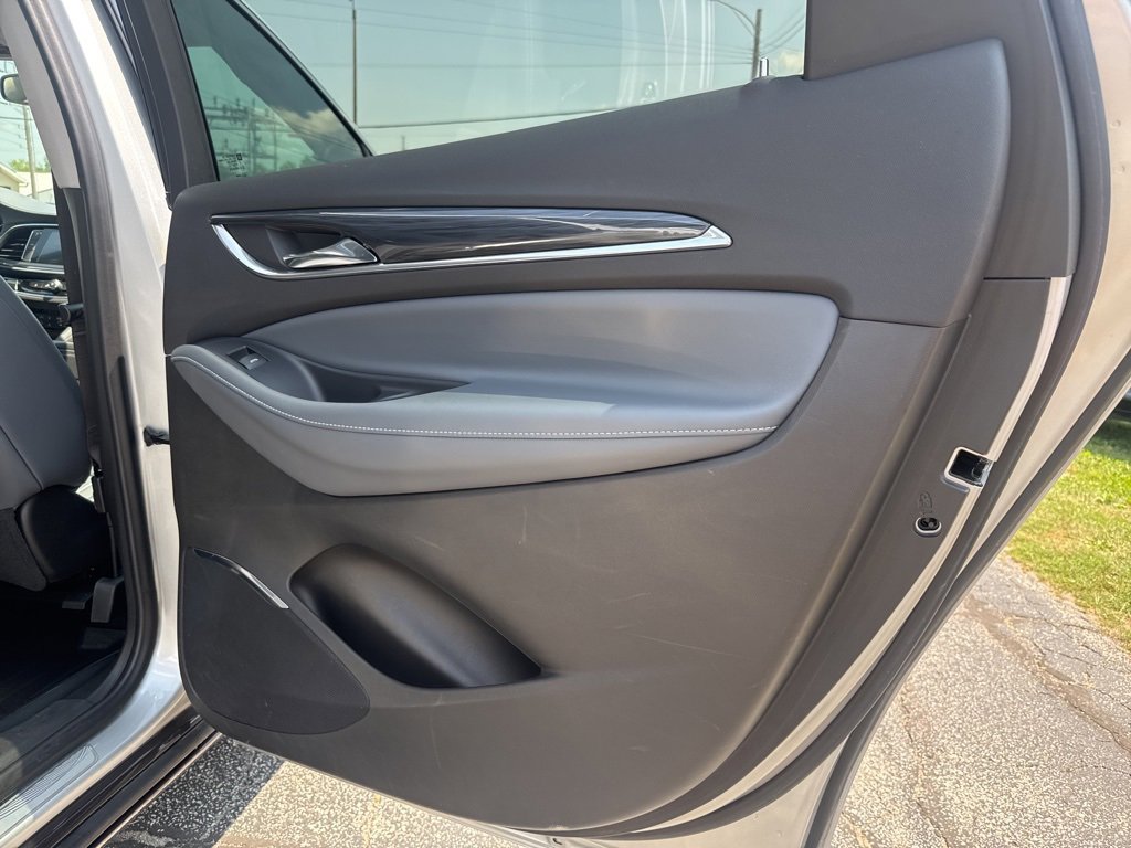 2021 Buick Enclave Essence photo 20