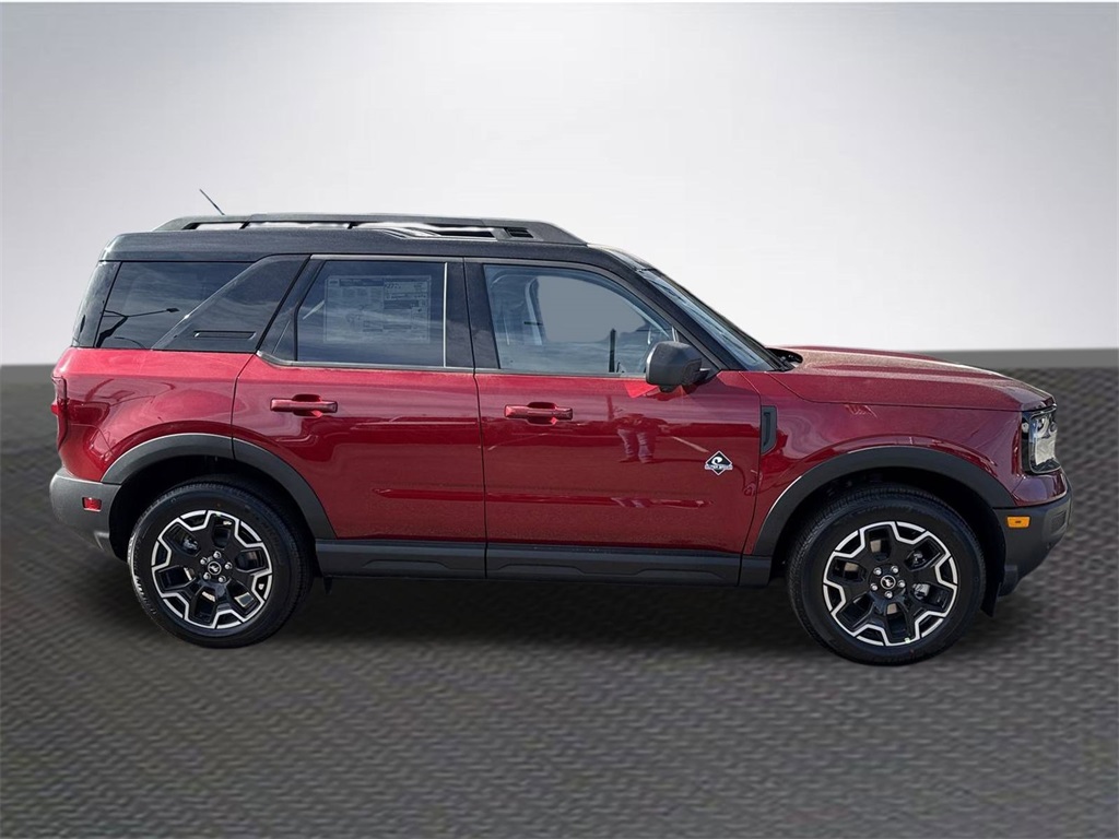 2025 Ford Bronco Sport Outer Banks photo 4