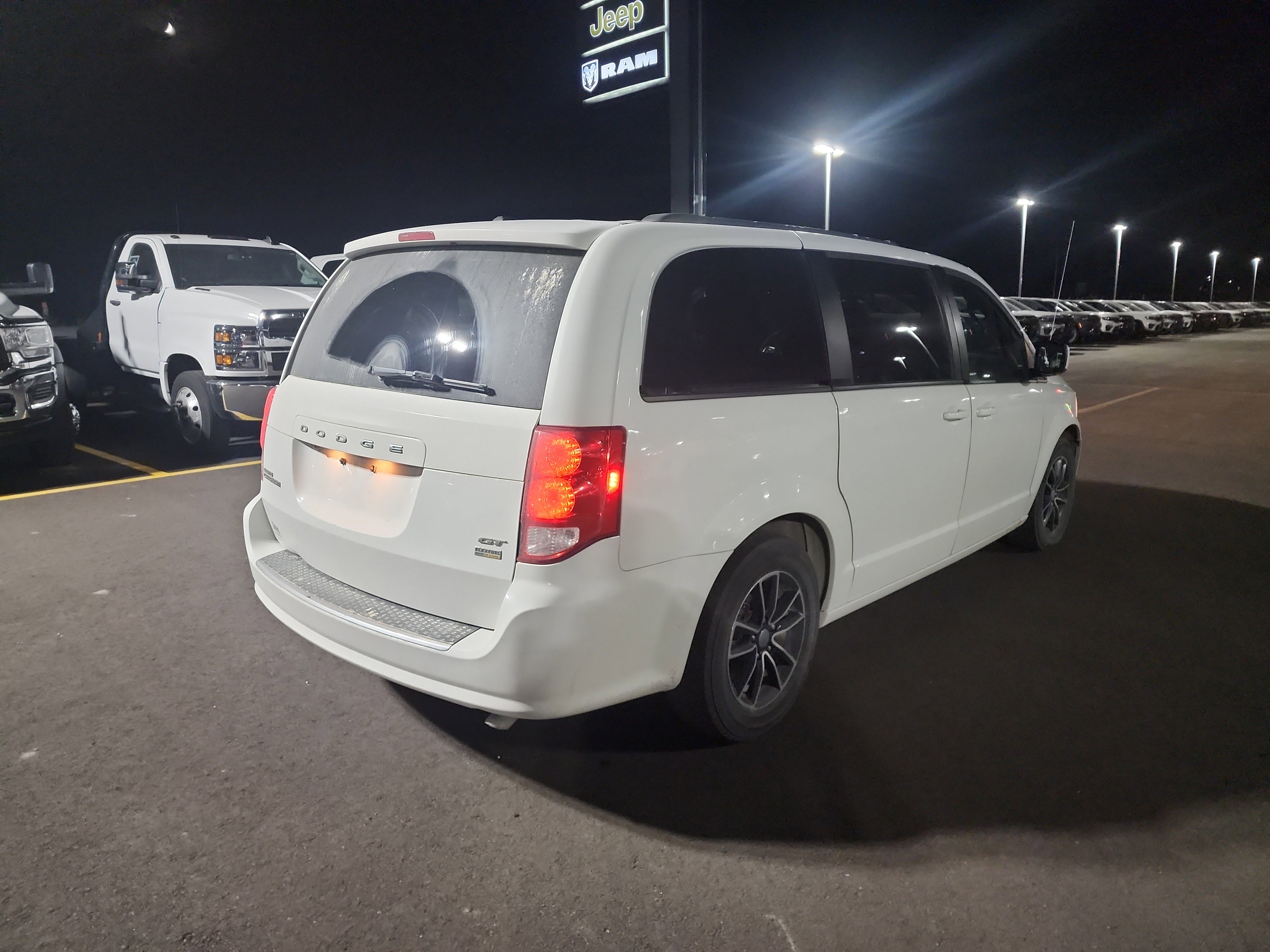 Used 2018 Dodge Grand Caravan GT with VIN 2C4RDGEG4JR241898 for sale in Burnsville, Minnesota