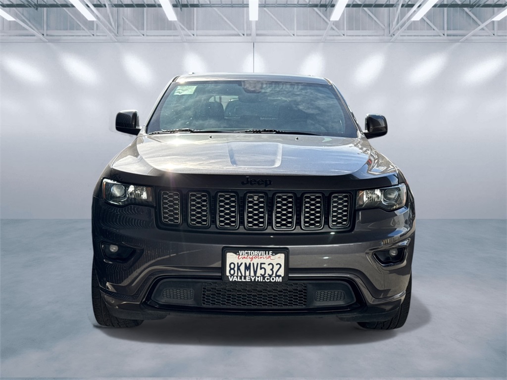 2019 Jeep Grand Cherokee Altitude photo 2