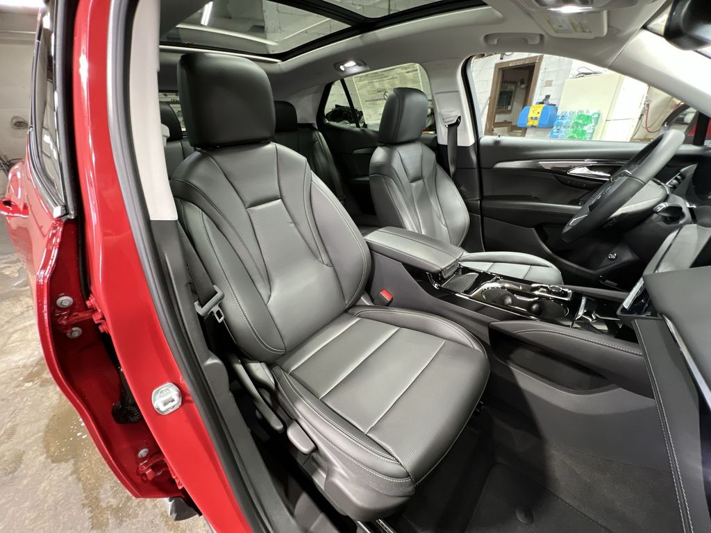 2025 Buick Envision Preferred photo 28