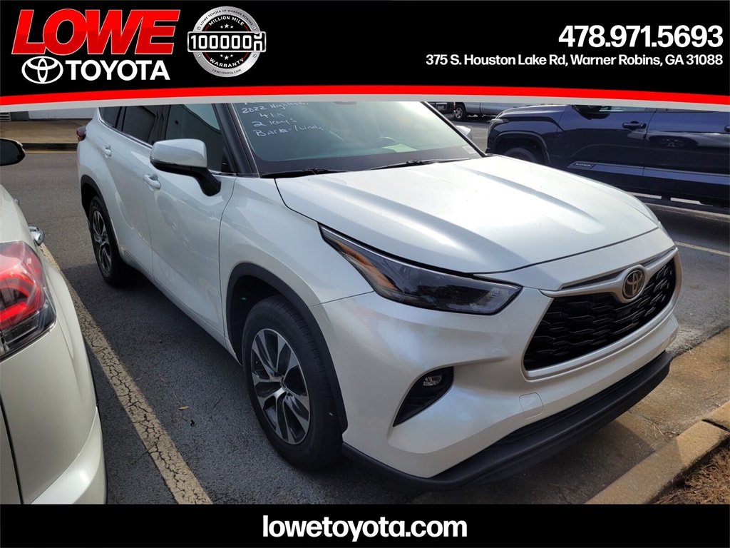 2022 Toyota Highlander XLE's photo