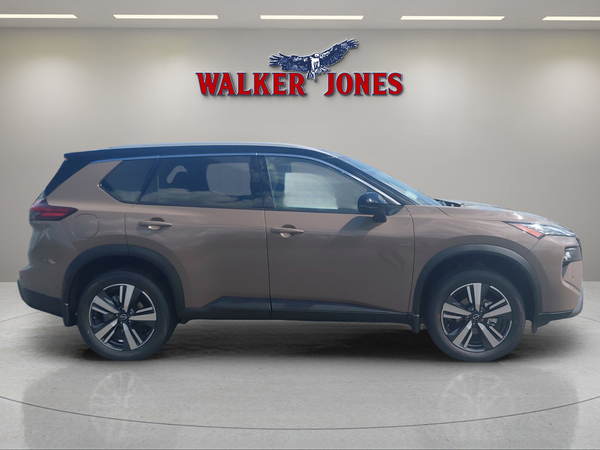 2025 Nissan Rogue SL photo 3