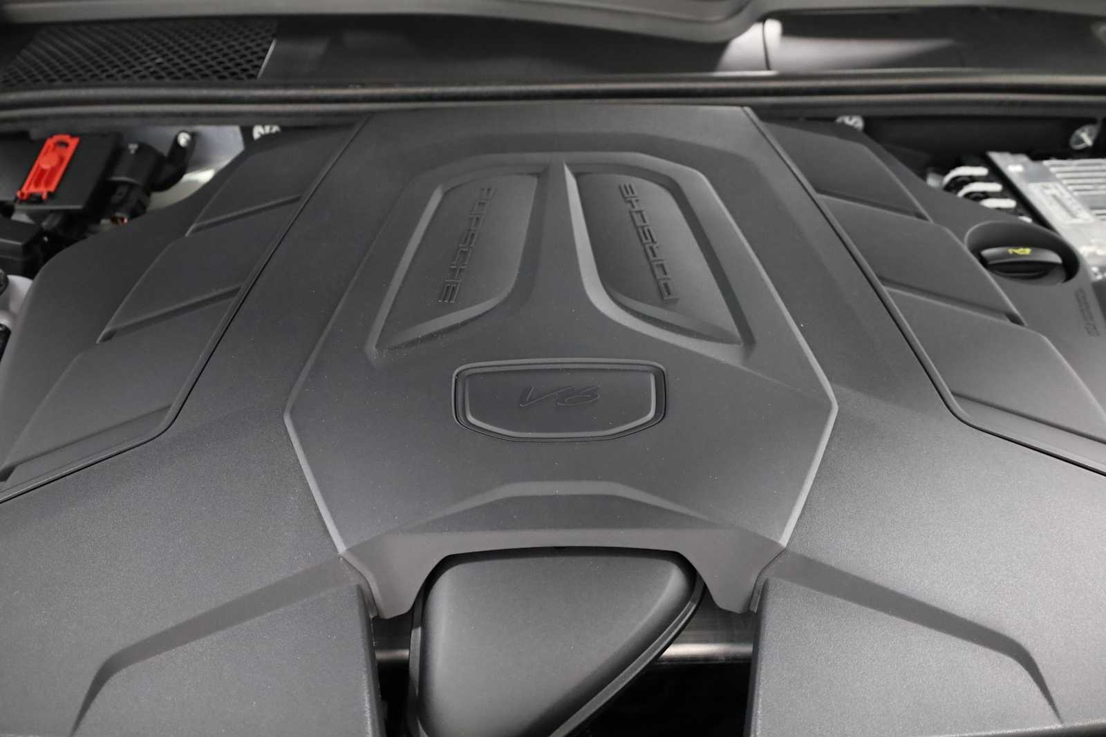 2024 Porsche Cayenne Coupe photo 34