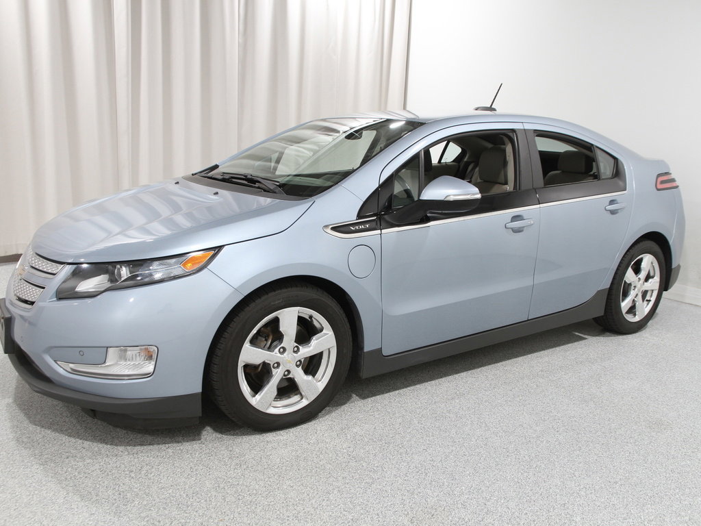 2015 Chevrolet Volt Premium photo 3