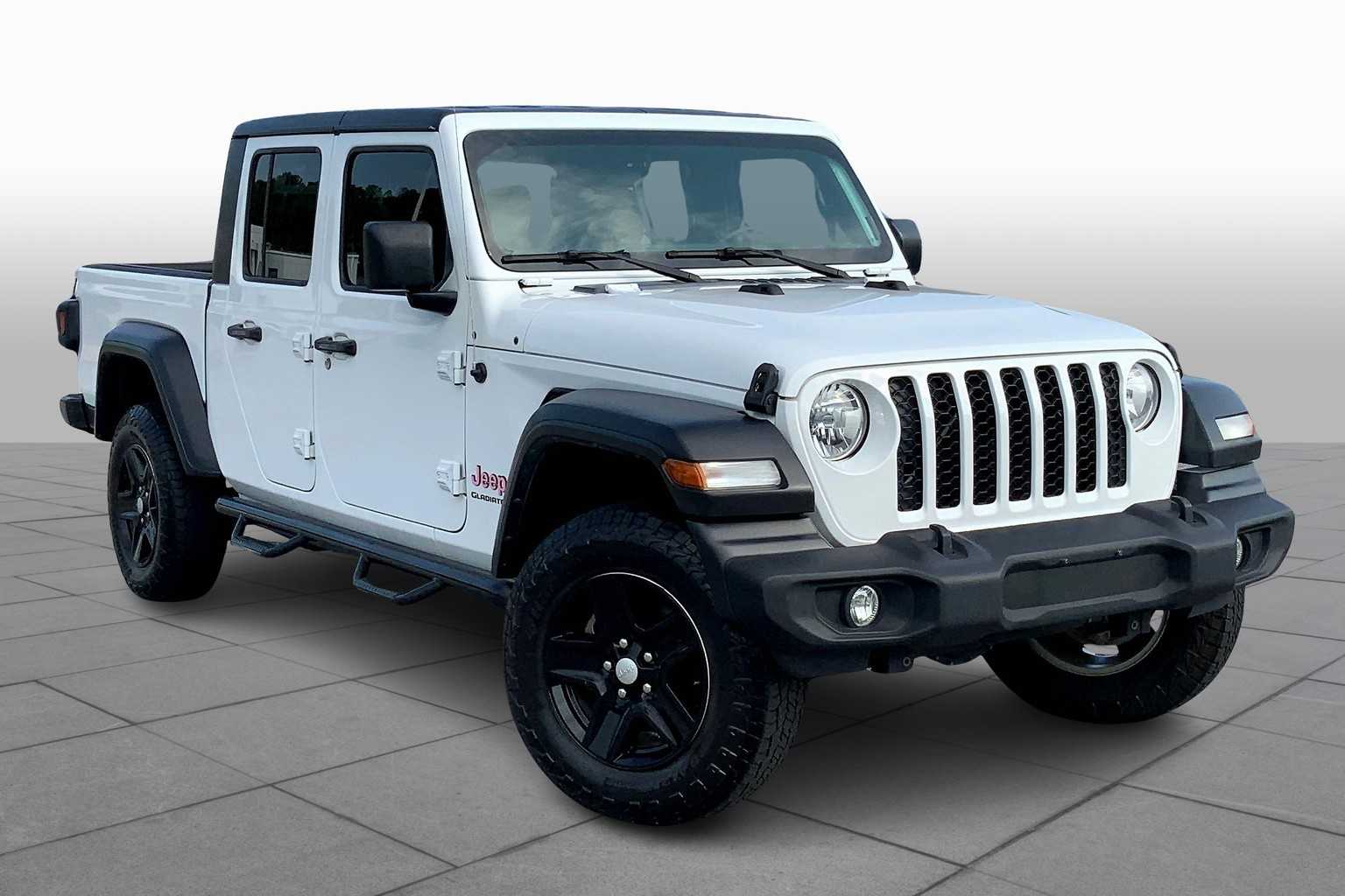 2020 Jeep Gladiator Sport S photo 2