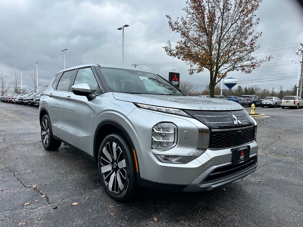 2025 Mitsubishi Outlander SE 2.5 S-AWC photo 3