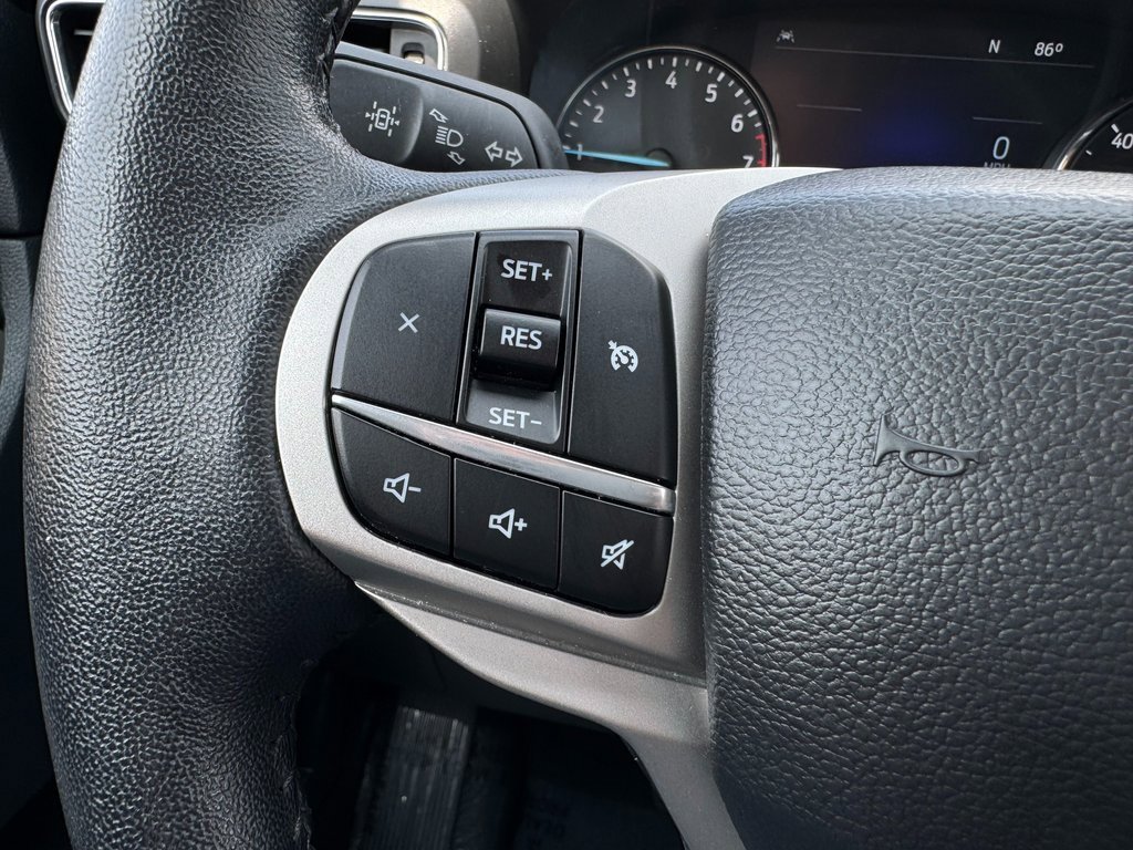 2023 Ford Explorer XLT photo 14
