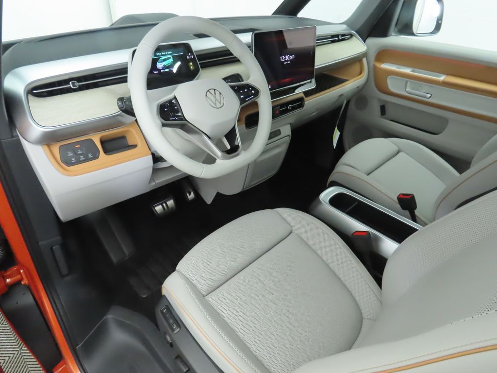 2025 Volkswagen ID. Buzz Pro Plus photo 9