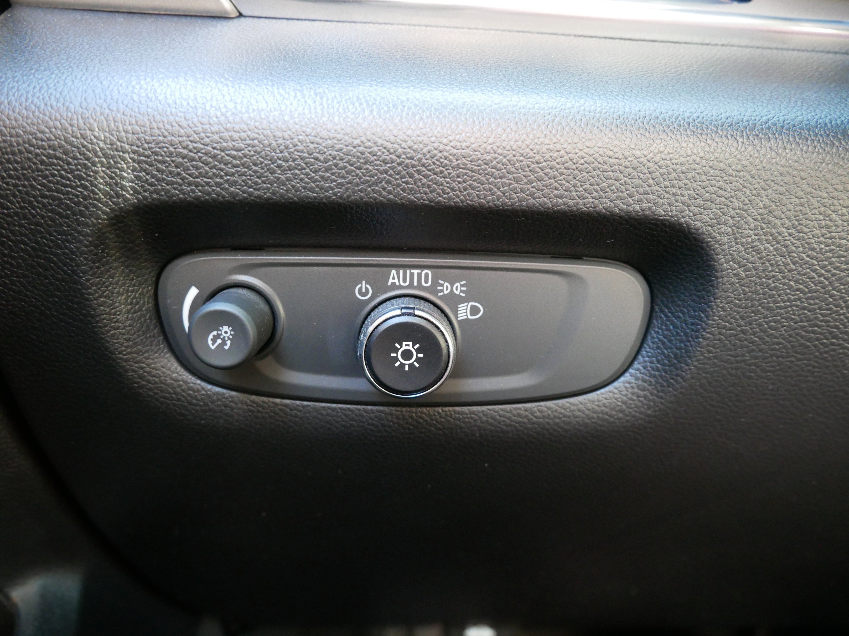 2023 Chevrolet Traverse Cloth photo 23
