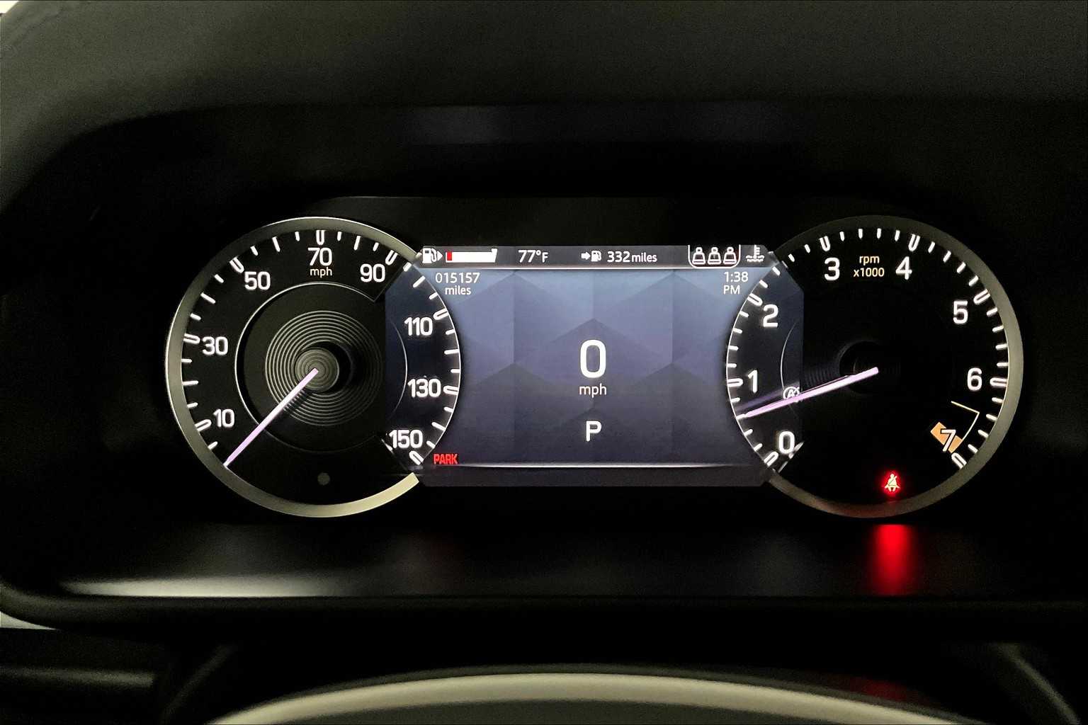 2023 Land Rover Defender SE photo 23