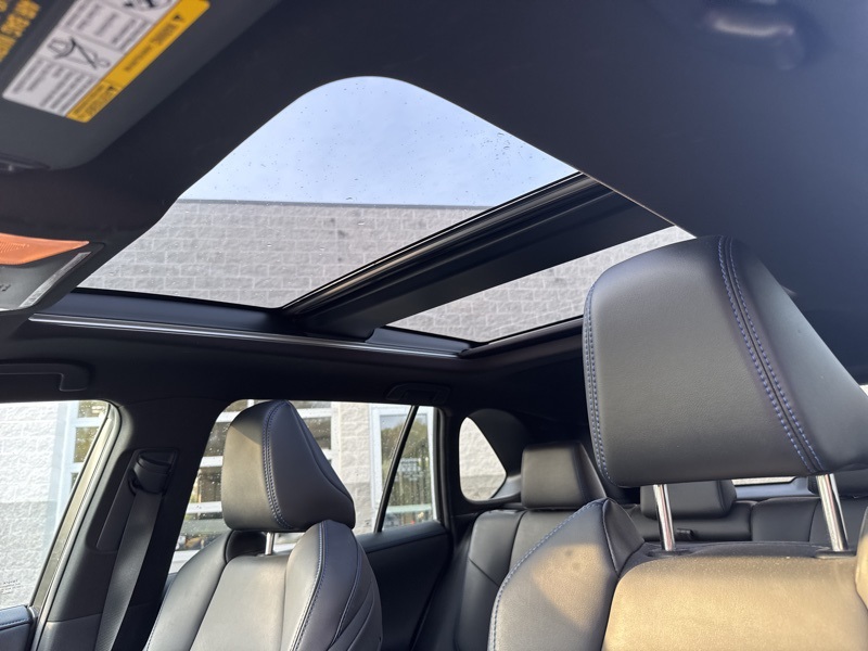 2021 Toyota RAV4 Hybrid XSE photo 15