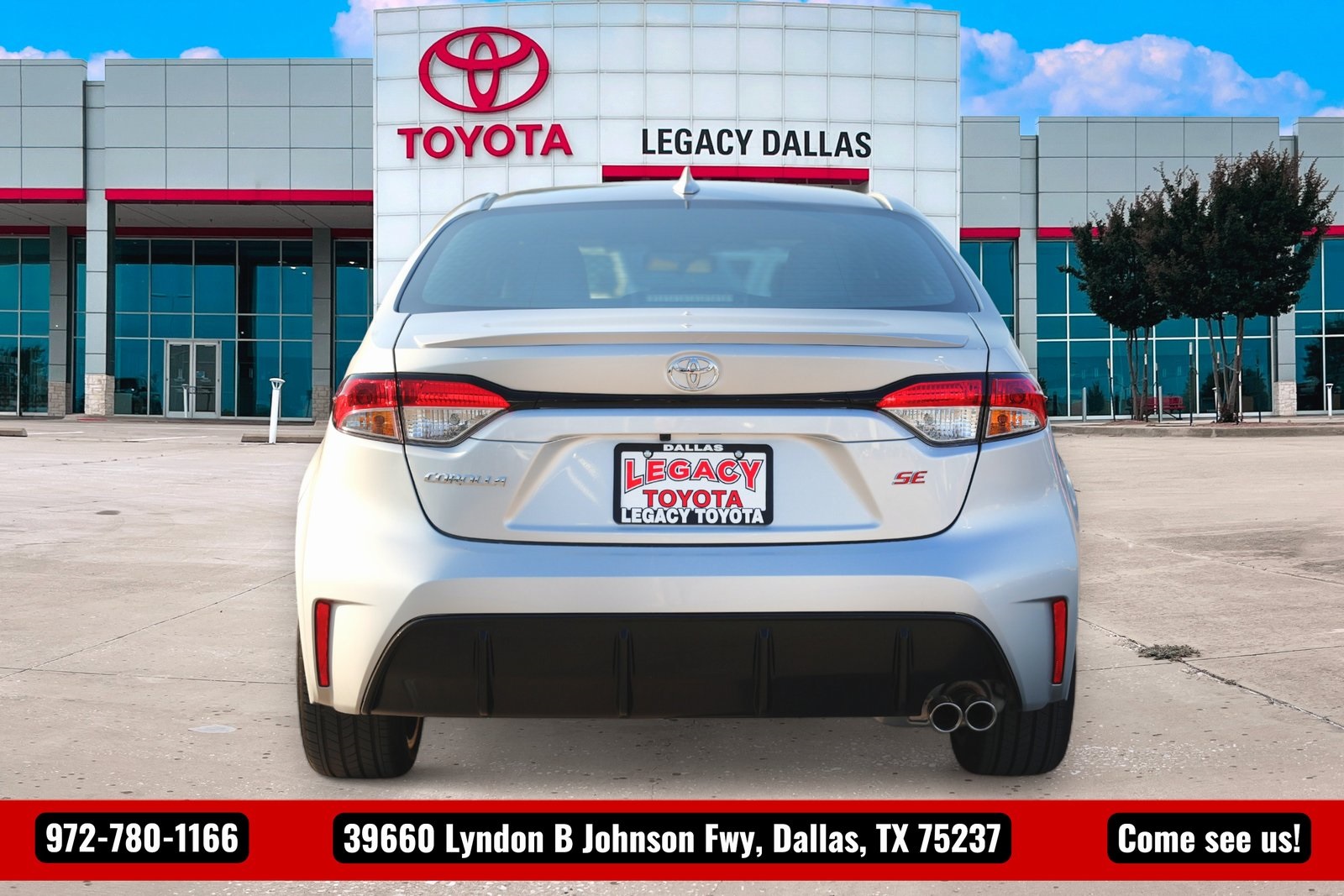 2026 Toyota Corolla SE photo 6