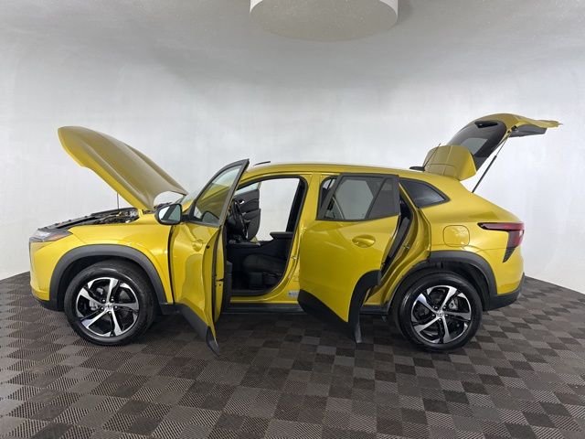 2024 Chevrolet Trax photo 13
