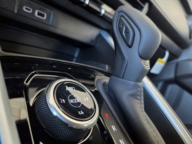 2026 Chevrolet Colorado Trail Boss photo 25
