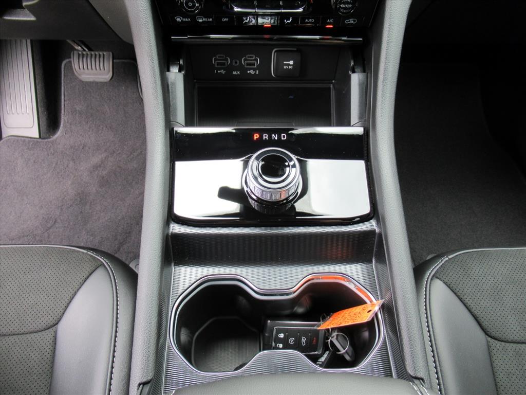 2025 Jeep Grand Cherokee Altitude photo 19