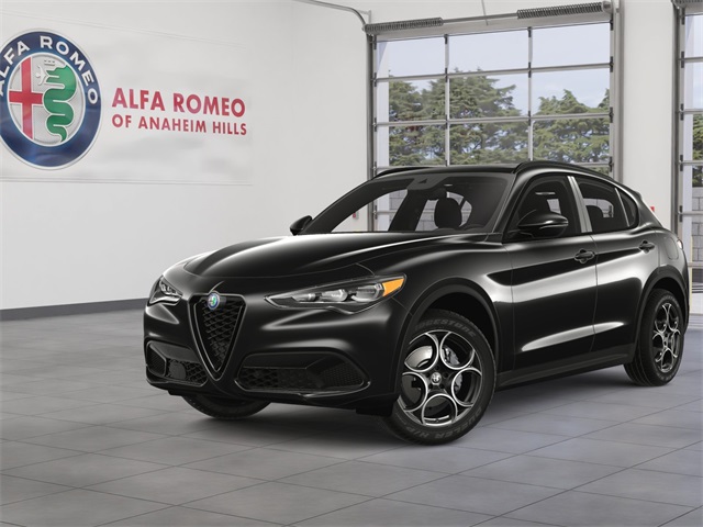 2025 Alfa Romeo Stelvio Intensa's photo