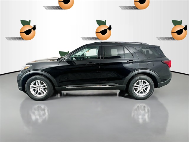 2025 Ford Explorer photo 4