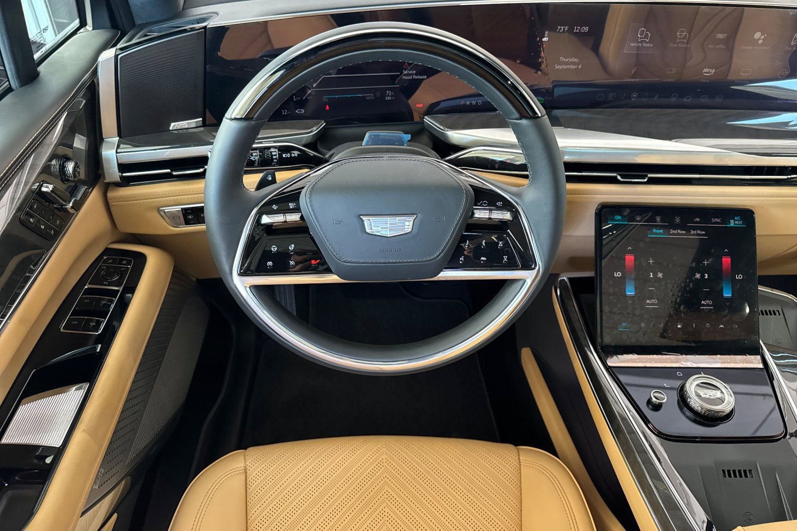 2025 Cadillac Escalade IQ Sport photo 12