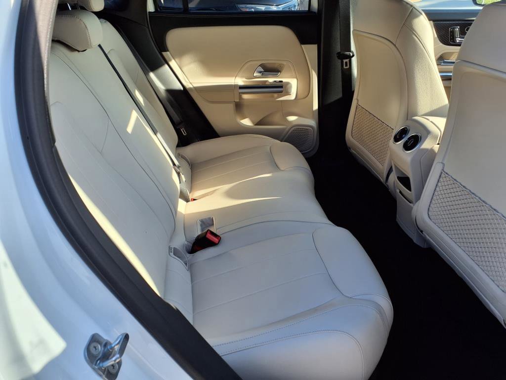 2026 Mercedes Benz GLA 250 photo 19
