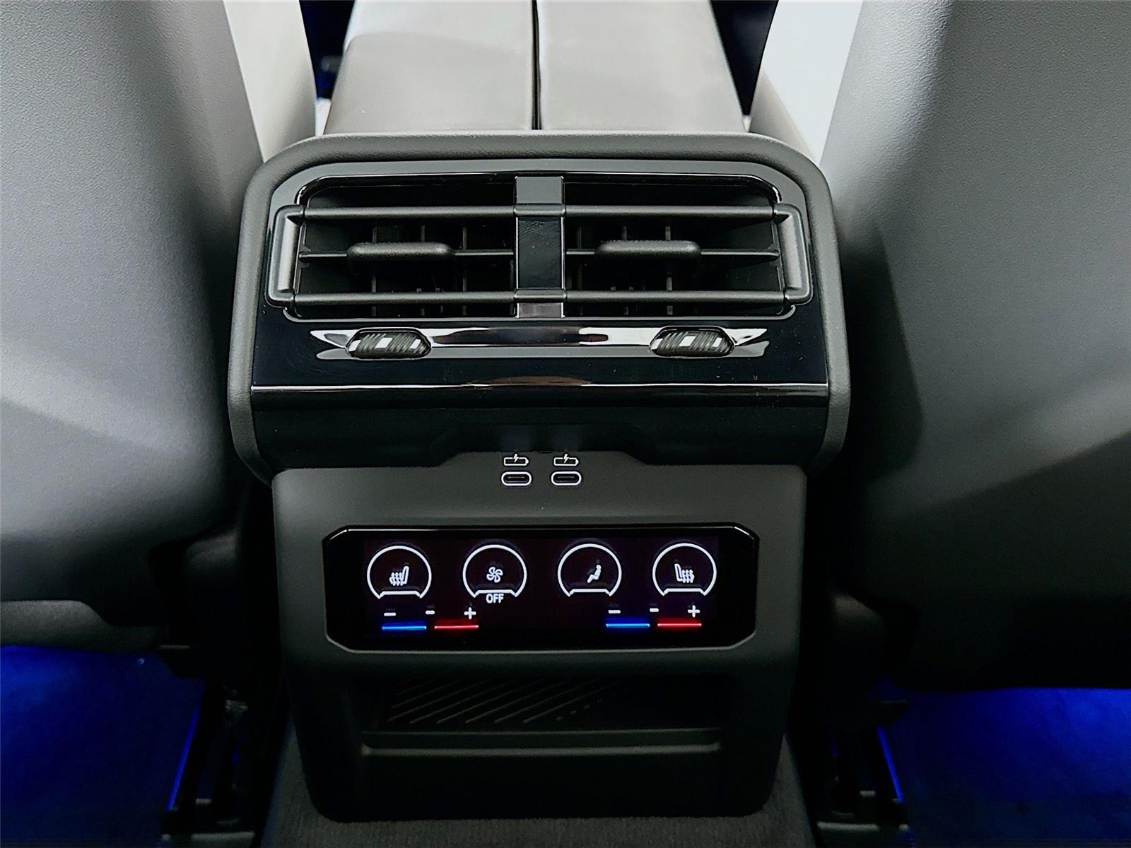 2026 Bmw M5 5 photo 25