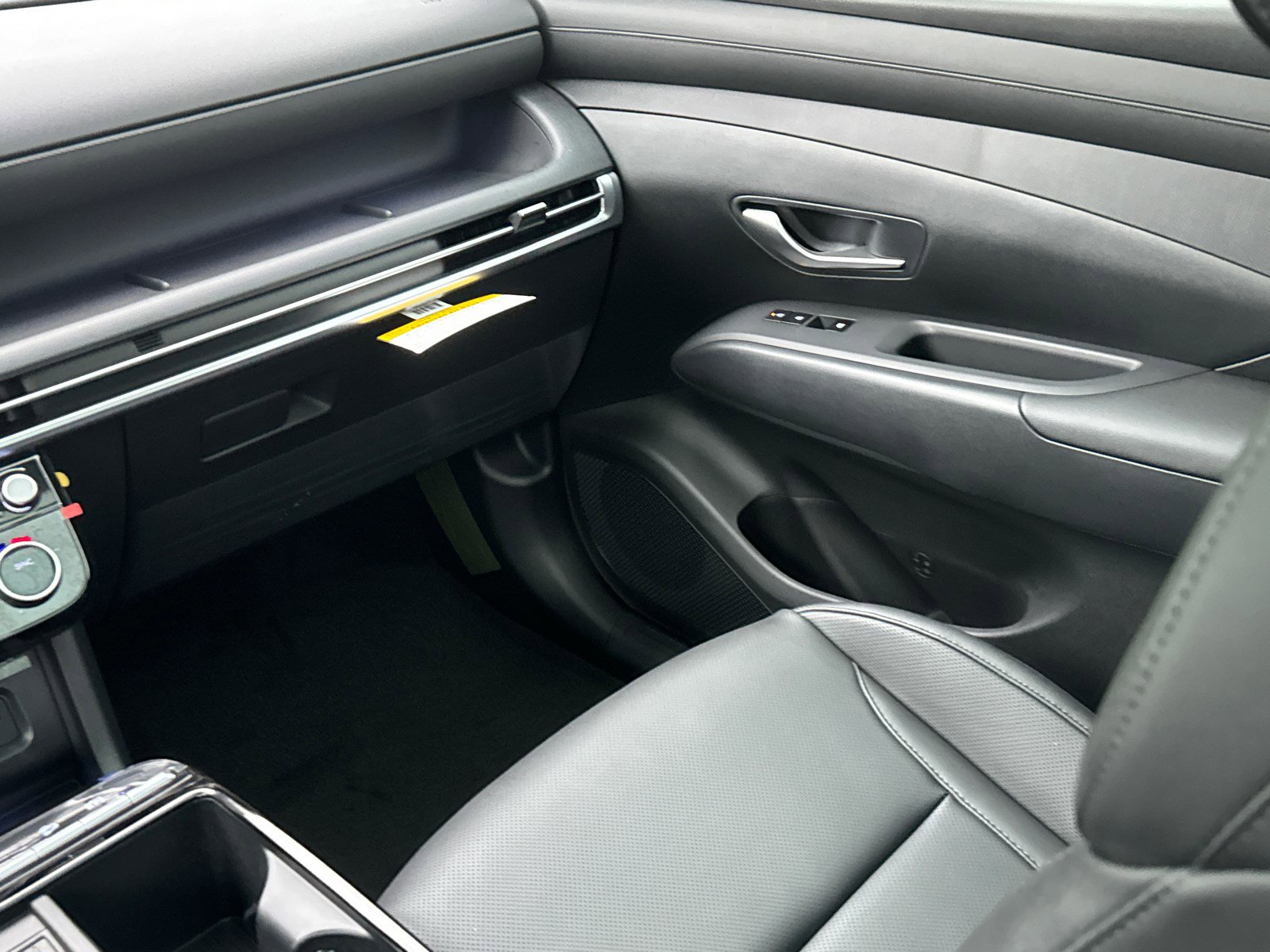 2025 Hyundai Tucson Hybrid SEL Convenience photo 15