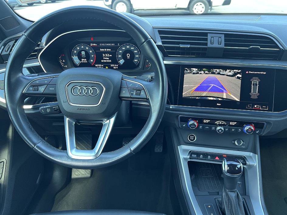 2024 Audi Q3 S line Premium photo 17