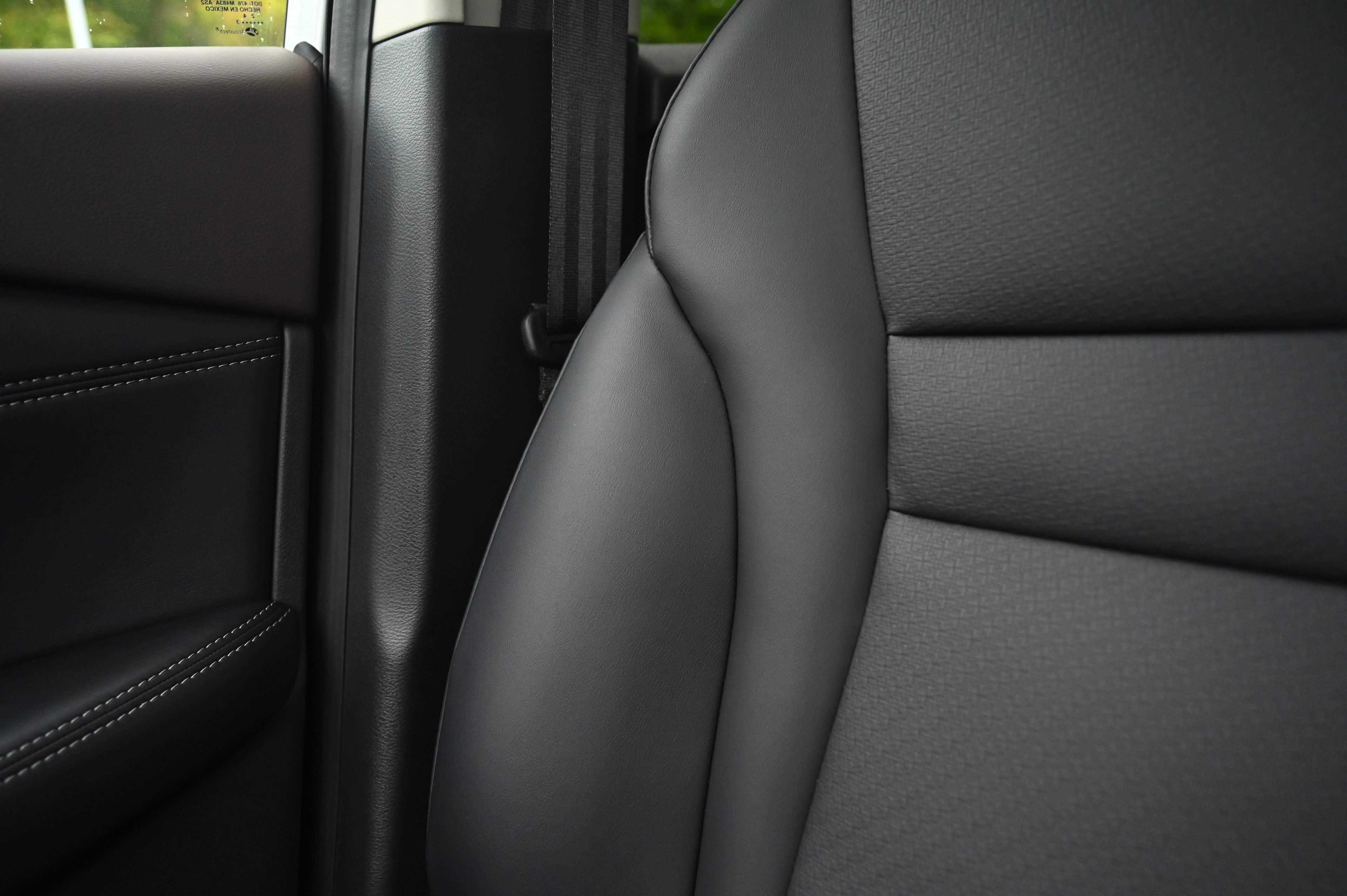 2023 Nissan Rogue SV photo 15
